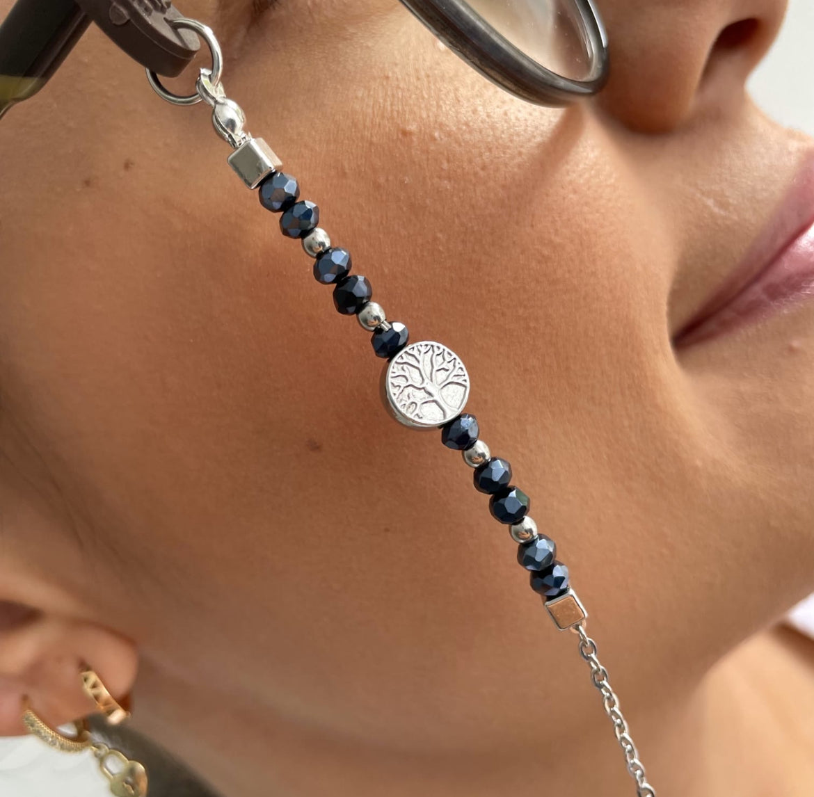 Cuelga Gafas Luxury Prosperidad Plata