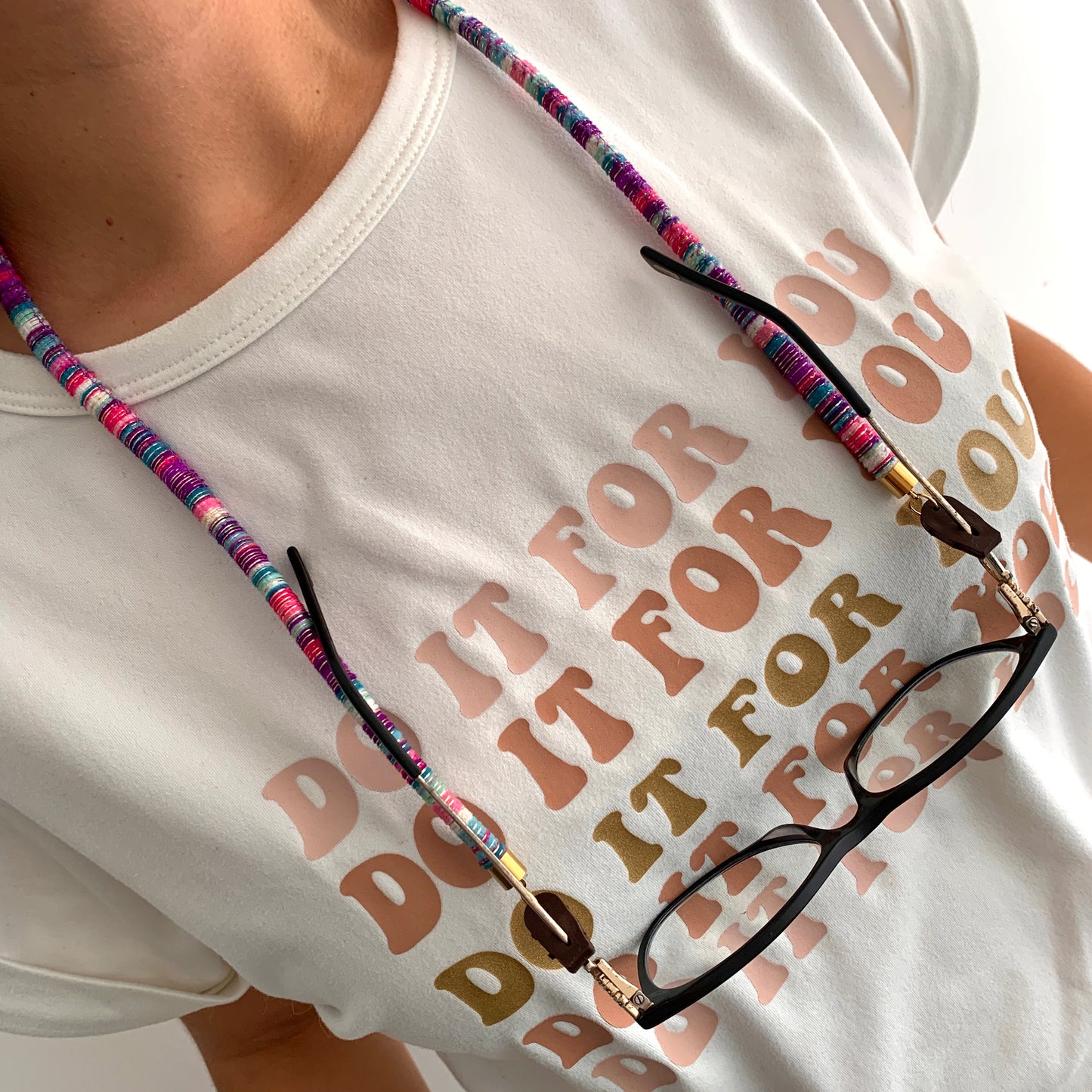 Cuelga Gafas Tejido Etnico Dulce