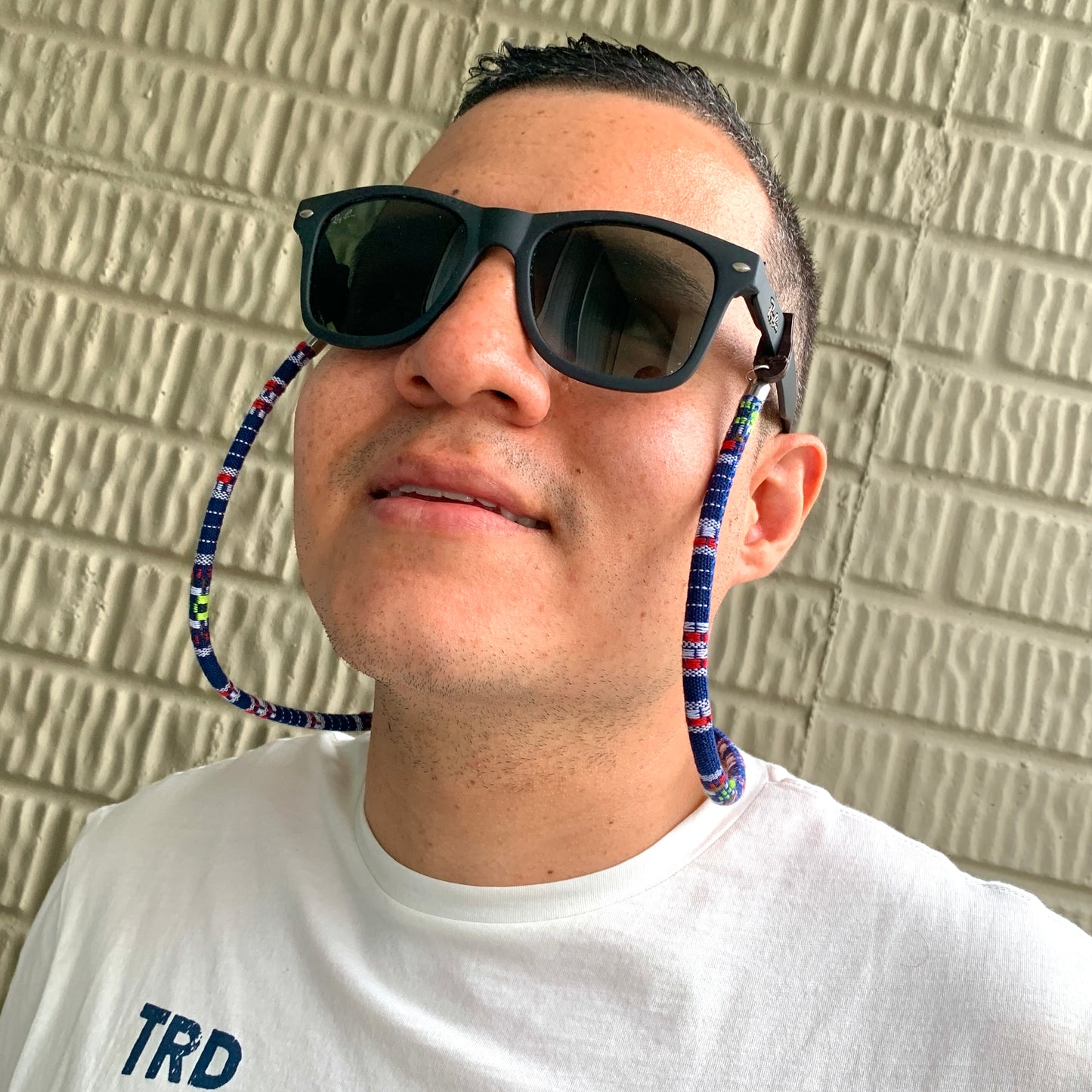 Cuelga Gafas Tejido Etnico Tertulia