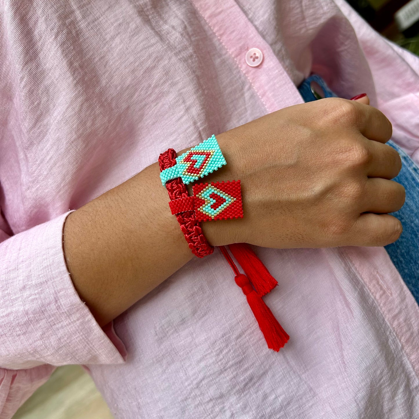 Pulsera tejida Macramé Roja y turquesa